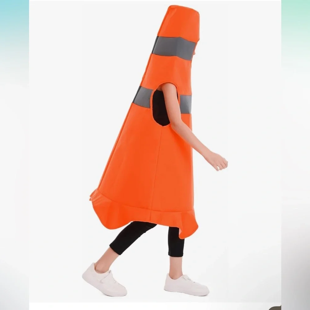 Orange Traffic Cone Kids Costume size 4-6 nwt